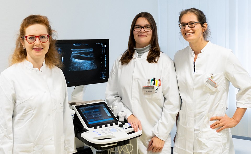Dr. Kristina Sonnenschein, Nadine Zehrfeld und Dr. Diana Ernst (v.l.)
