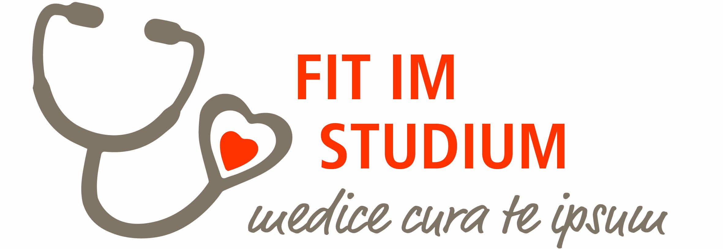 Ein Stethoskop mit einem herzförmigen Bruststück stellt das Logo von FIT IM Studium dar. Unten steht „medice cura te ipsum.“