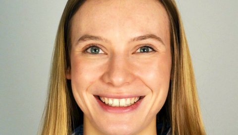 Porträtbild von Lara Dickeduisberg
