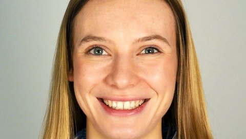 Portrait picture of Lara Dickeduisberg