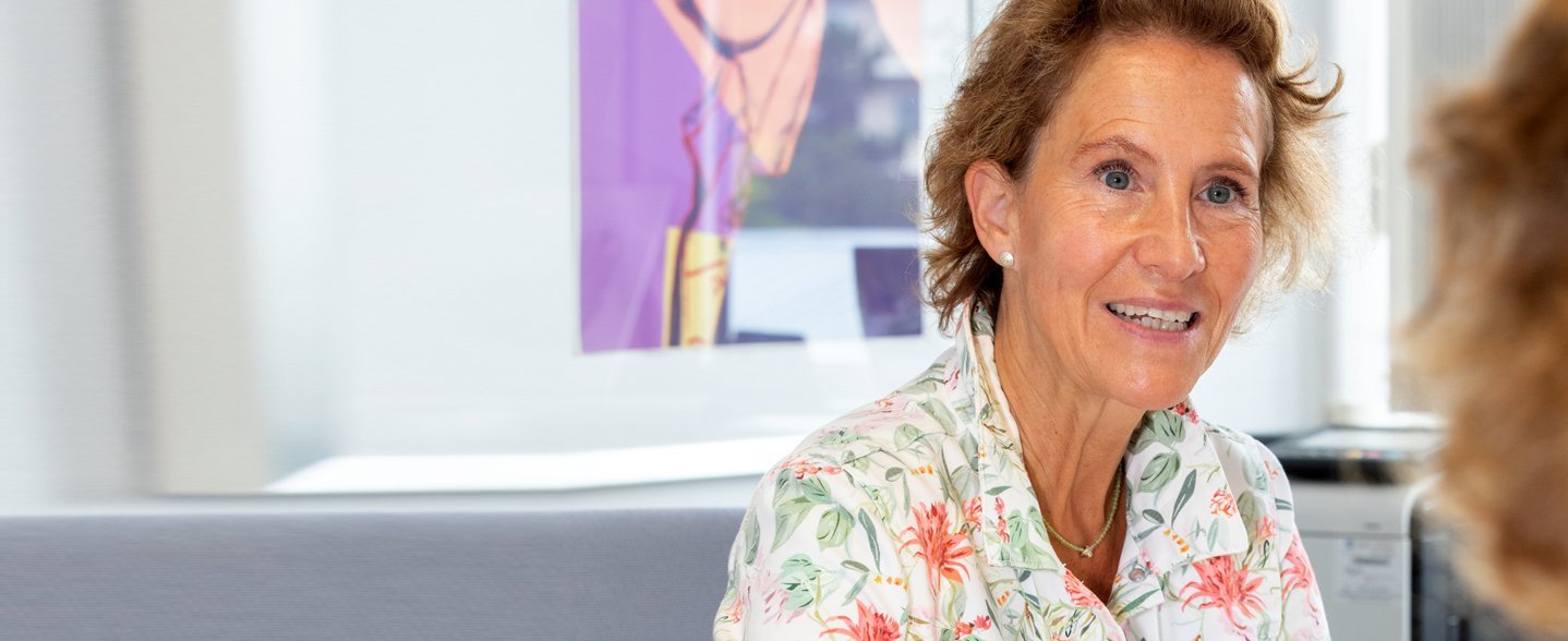 Porträtbild von Prof. Christine Falk