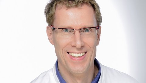 Prof. Dr. Marius Hoeper.
