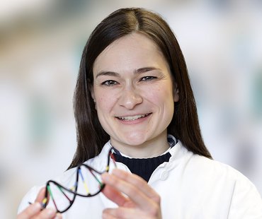 Porträtbild von Amelie Stalke