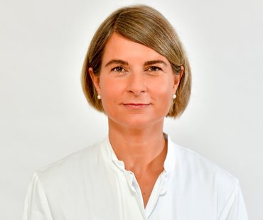 Portraitfoto von Susan Hellweg.