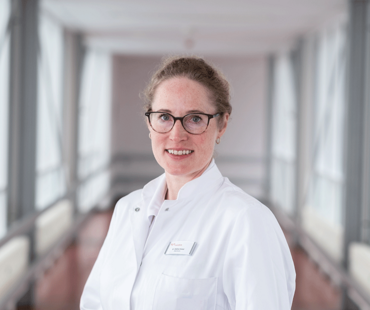 Porträtbild von Bettina Hertel