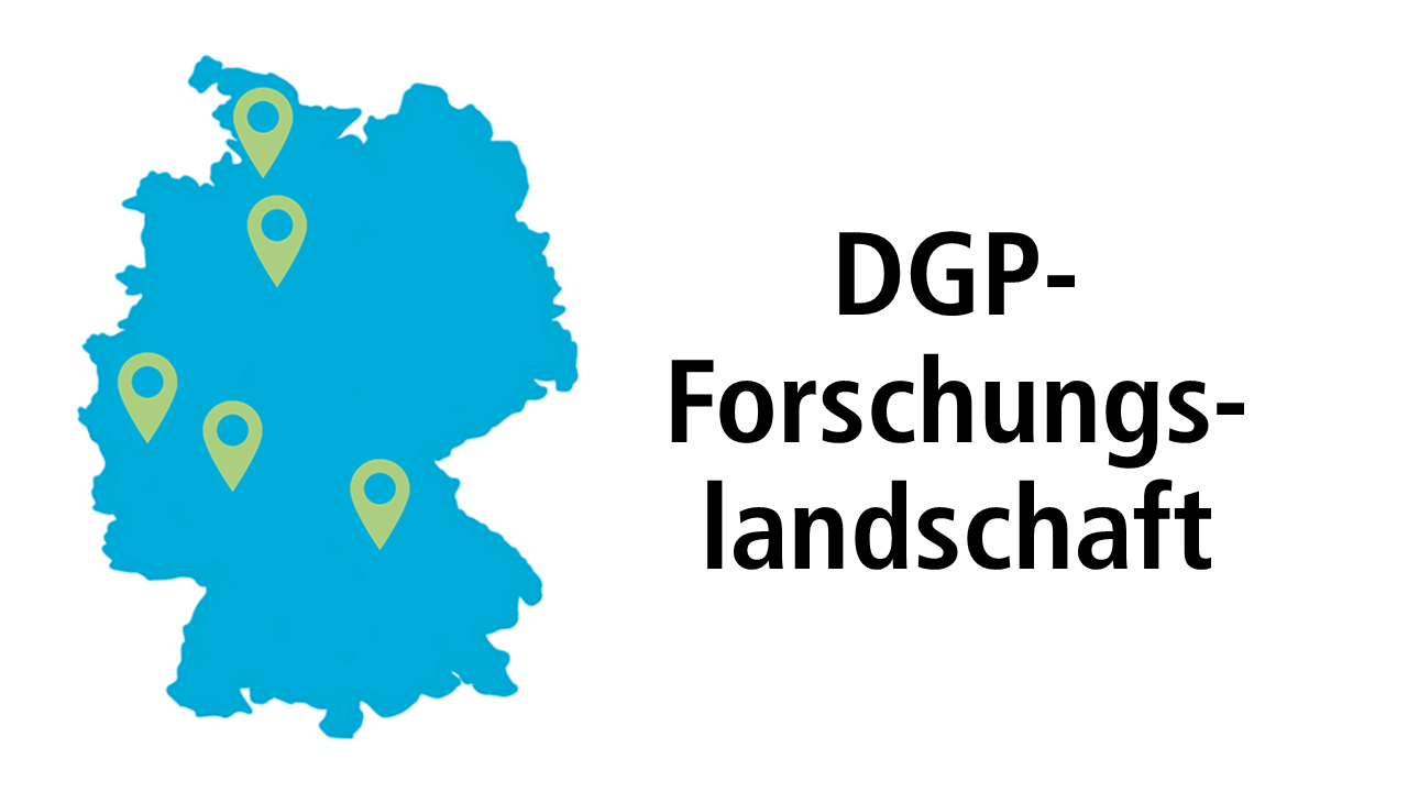 Auf der Linken Bildseite ist in blauer Farbe eine Deutschlandkarte abgebildet auf der mit grünen tropfenförmigen Nadeln Orte markiert sind. Rechts auf der Abbildung ist der Text DGP-Forschungslandschaft zu lesen.