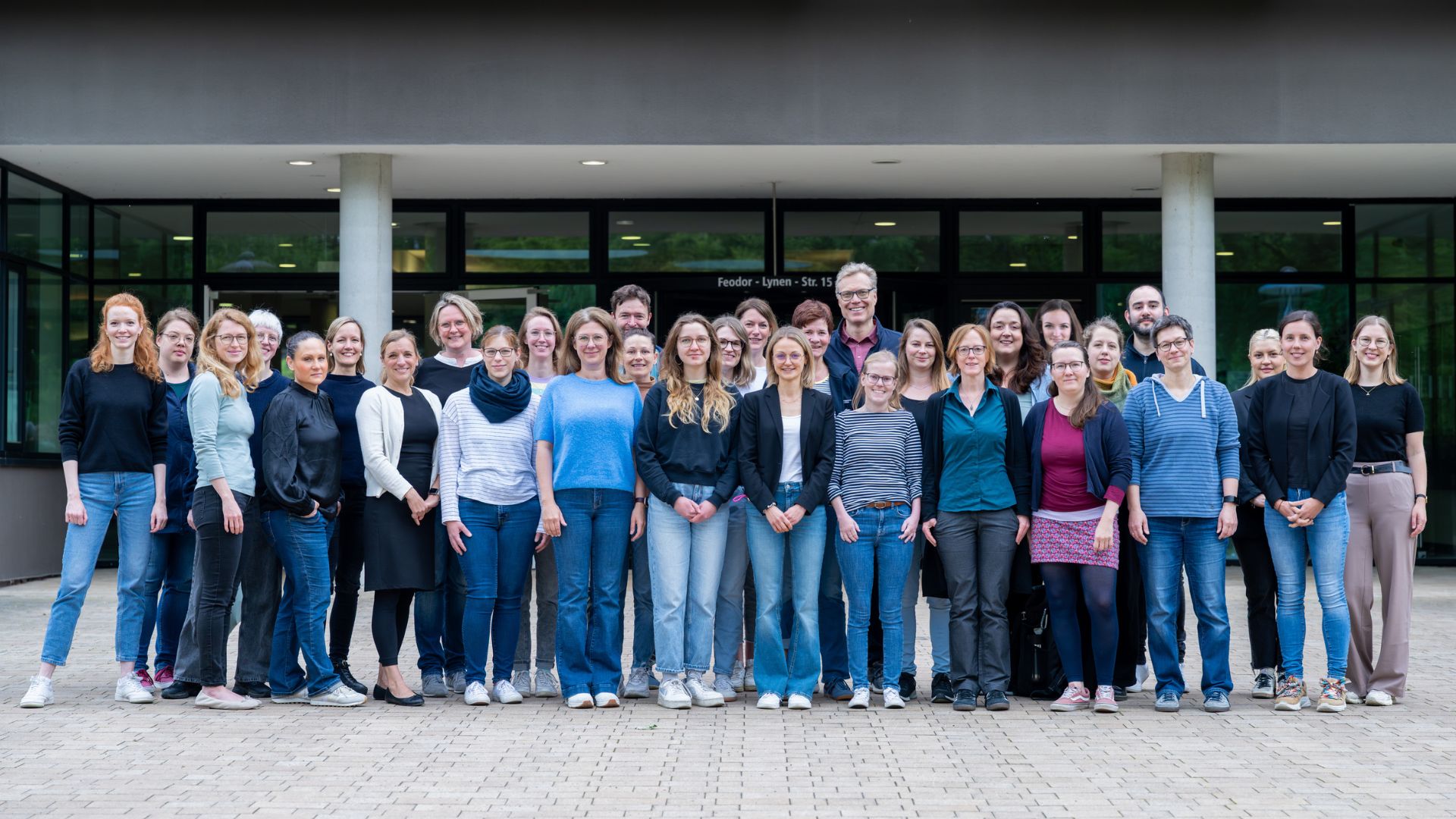 Ein Teil der Mitarbeitenden des Instituts für Allgemeinmedizin und Palliativmedizin