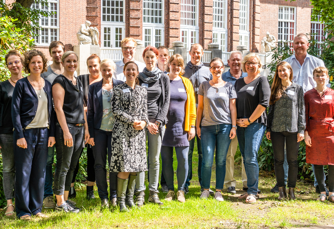 Gruppenfoto der Projektgruppe KOPAL bestehend aus 18 Personen.