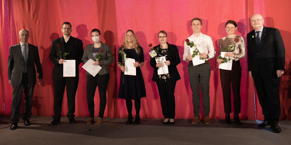 © Annika Morchner, MHH Gruppenbild der AbsolventInnen