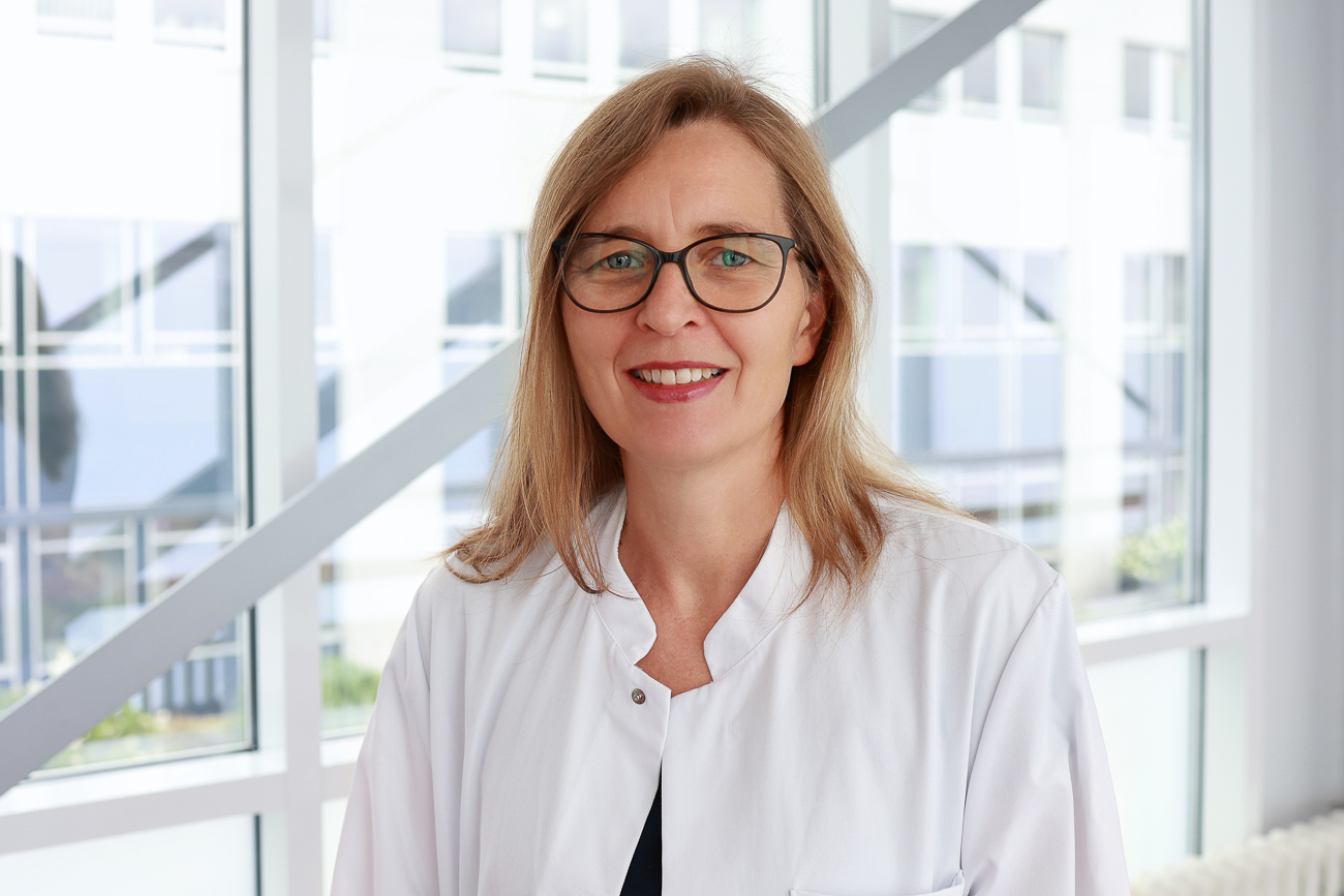 Fr. Prof. Dr. F. von Versen-Höynk