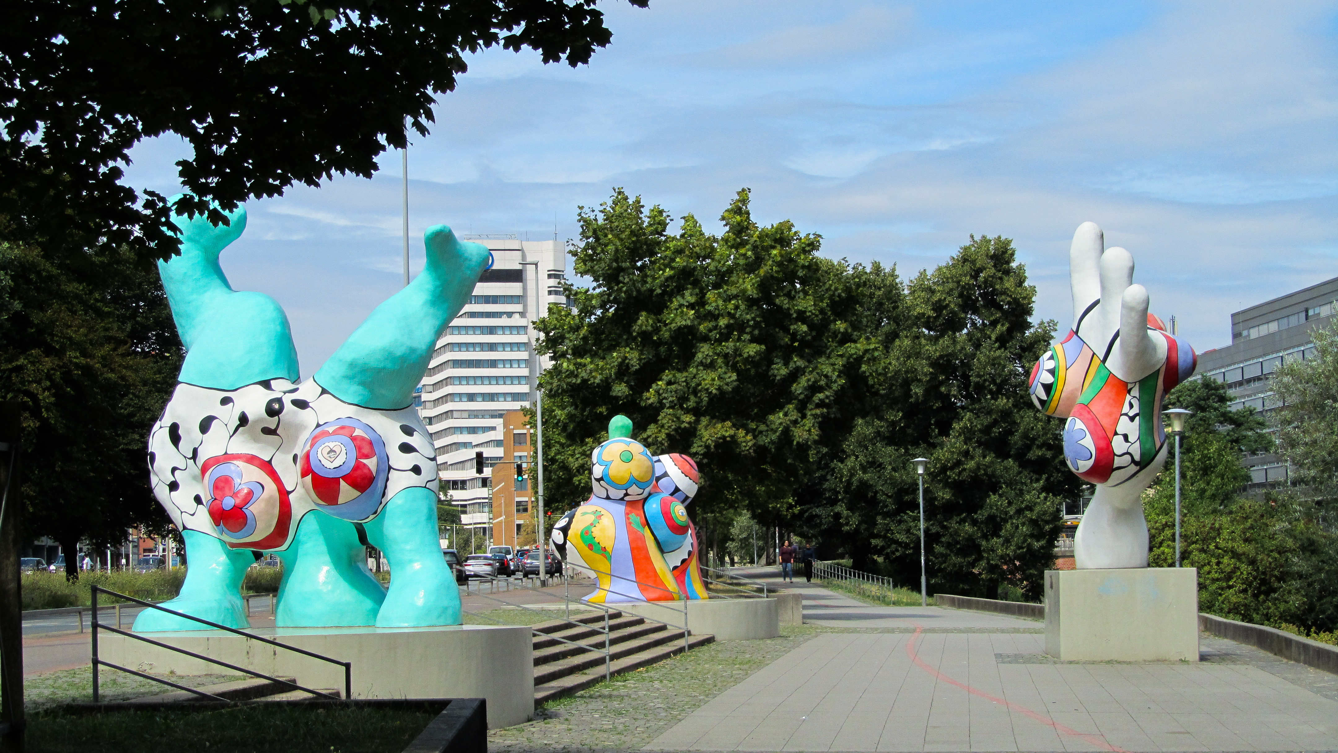 Picture of Nana statues in Hannover city centre