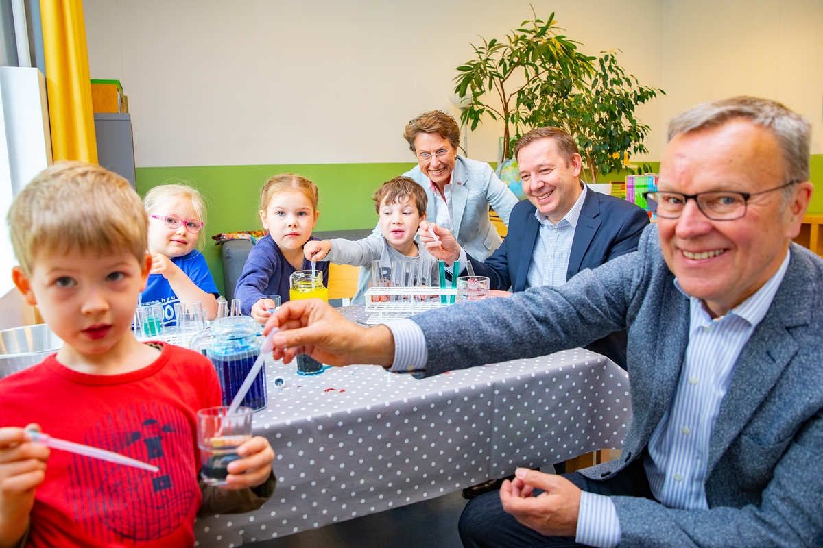 Hoher Besuch in der MHH-Kita Campuskinder. Copyright: Karin Kaiser / MHH