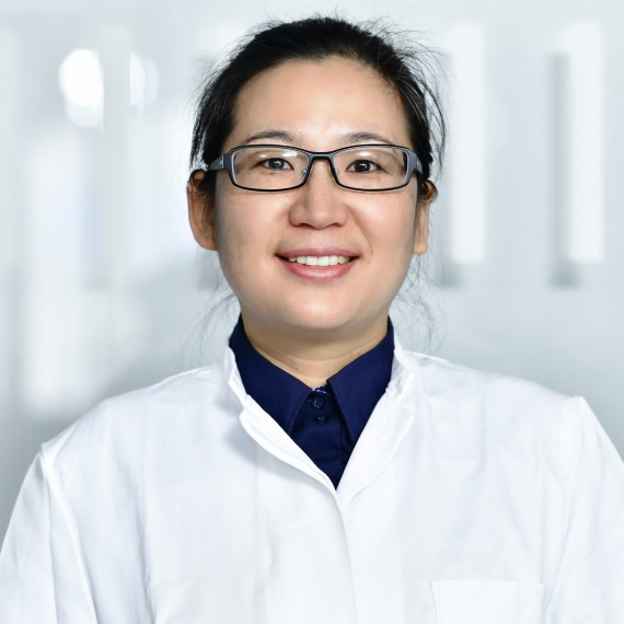 Dr. Chen Chen-Wacker