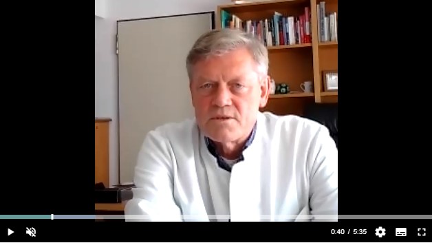 Professor Dr. Axel Haverich im Interview mit der Apotheken Umschau. Copyright: Apotheken Umschau
