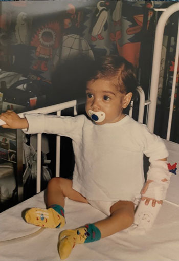 Isabelle nach ihrer ersten Lebertransplantation 1990 / Copyright: Isabelle Annuth