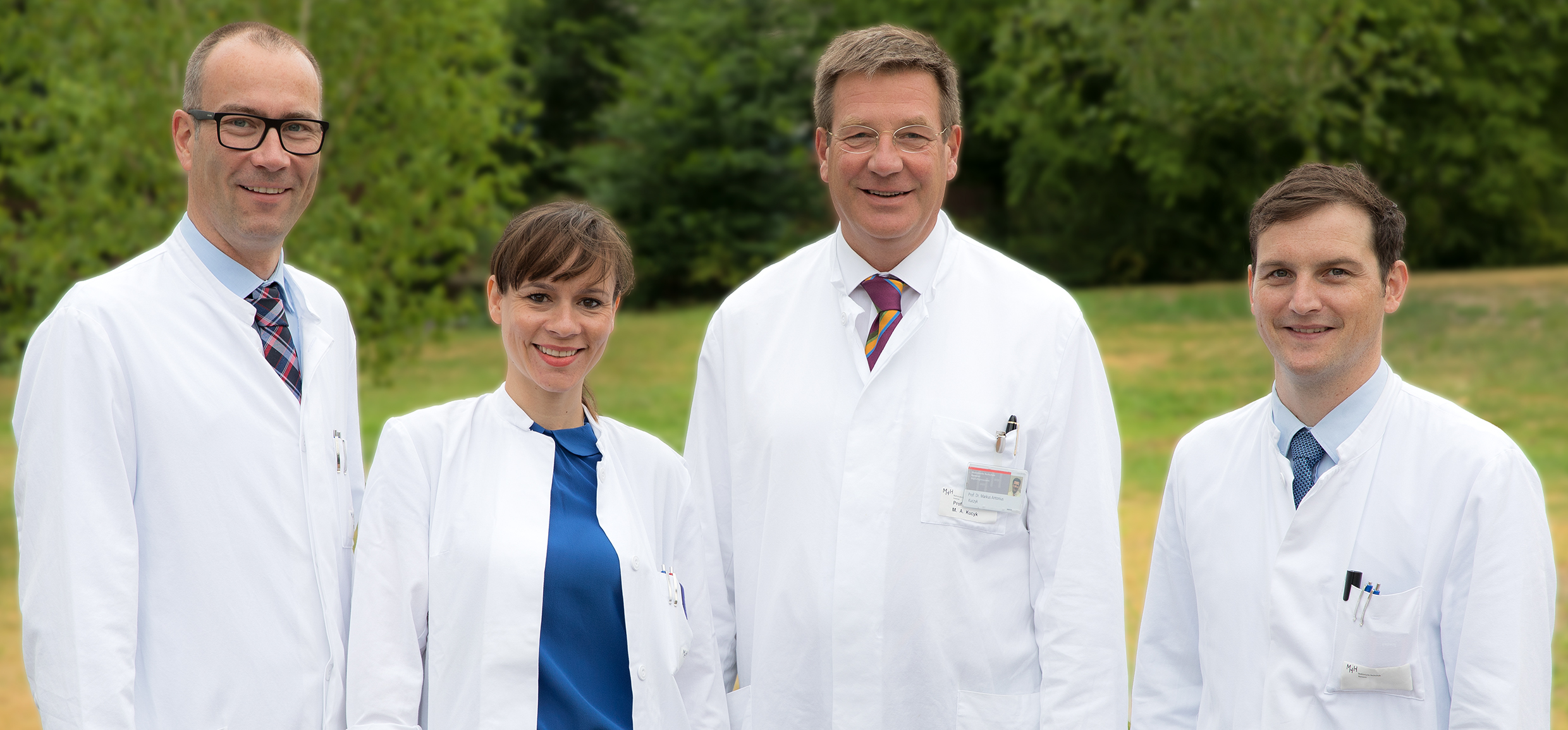 Das Robotic-Team Vier Ärzte in weißen Kitteln, Copyright: Kaiser, Karin/Pressestelle/MHH