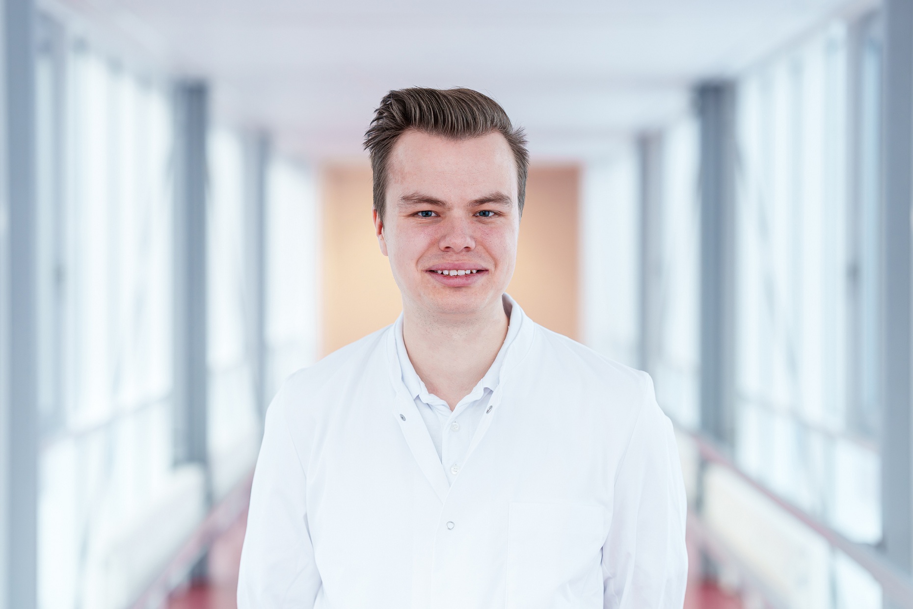 Porträtbild von Carlos Oltmanns